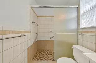 2003 Kingsway Dr, League City, TX 77573 - Photo 21