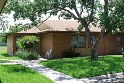 1601 S South Bridge Avenue, Weslaco, TX 78596 - Photo 3