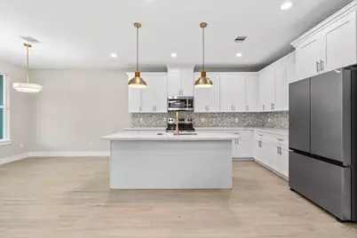 404 Forest Hill Boulevard #A, Houston, TX 77011 - Photo 13