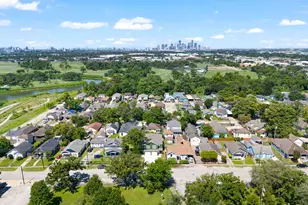 404 Forest Hill Blvd, Houston, TX 77011 - Photo 39