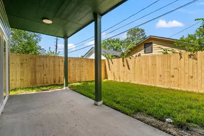 404 Forest Hill Boulevard #A, Houston, TX 77011 - Photo 29