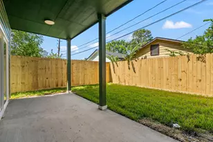404 Forest Hill Blvd, Houston, TX 77011 - Photo 29