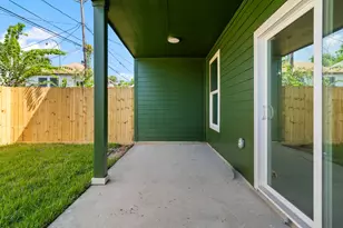 404 Forest Hill Blvd, Houston, TX 77011 - Photo 29