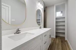 404 Forest Hill Blvd, Houston, TX 77011 - Photo 3