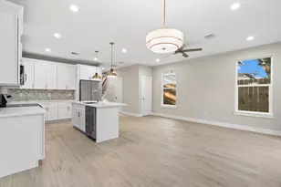 404 Forest Hill Blvd, Houston, TX 77011 - Photo 3