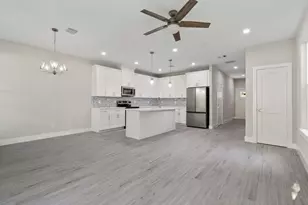 404 Forest Hill Blvd, Houston, TX 77011 - Photo 19