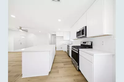 7954 Glen Vista Street, Houston, TX 77061 - Photo 5