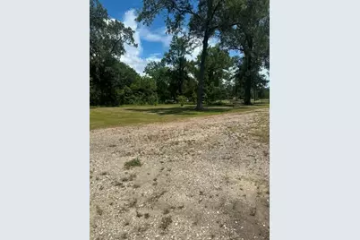 1751 County Road 639, Dayton, TX 77535 - Photo 7