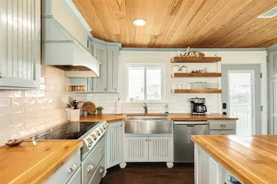 202 Schooner Drive, Freeport, TX 77541 - Photo 29