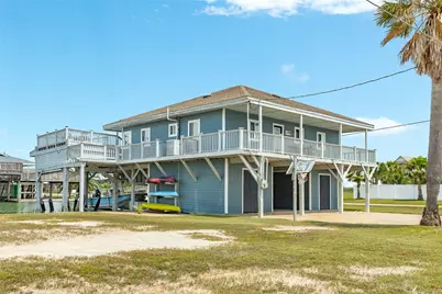 202 Schooner Drive, Freeport, TX 77541 - Photo 9