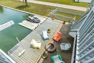 202 Schooner Dr, Freeport, TX 77541 - Photo 15