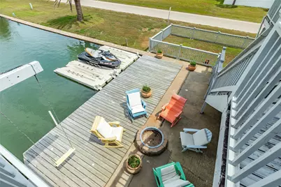 202 Schooner Drive, Freeport, TX 77541 - Photo 27