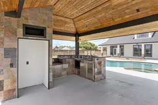 863 Bunkhouse Trail, Angleton, TX 77515 - Photo 29