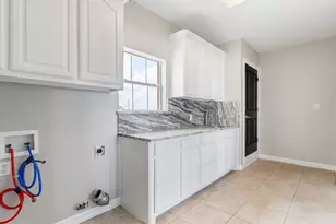863 Bunkhouse Trail, Angleton, TX 77515 - Photo 37