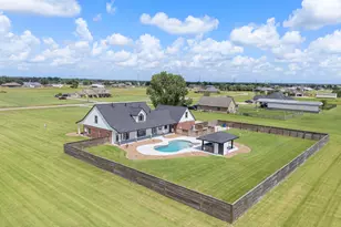 863 Bunkhouse Trail, Angleton, TX 77515 - Photo 1