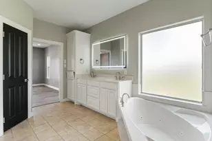 863 Bunkhouse Trail, Angleton, TX 77515 - Photo 17
