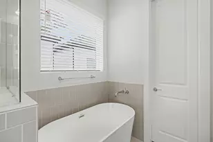 2504 W Tidwell Rd, Houston, TX 77091 - Photo 19