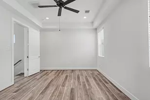 2504 W Tidwell Rd, Houston, TX 77091 - Photo 17