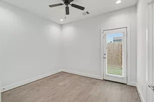 2504 W Tidwell Rd, Houston, TX 77091 - Photo 7