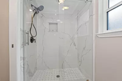10118 Briar Forest Drive, Houston, TX 77042 - Photo 29