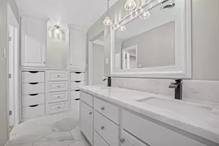 10118 Briar Forest Dr, Houston, TX 77042 - Photo 37