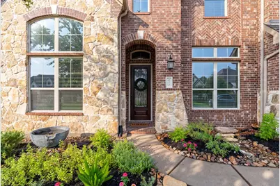 915 Holly Chapple Drive, Conroe, TX 77384 - Photo 3