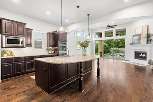 915 Holly Chapple Dr, Conroe, TX 77384 - Photo 17