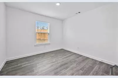 8224 Bigwood #A, Houston, TX 77078 - Photo 15