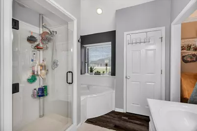 608 Lone Star Trail, Angleton, TX 77515 - Photo 17