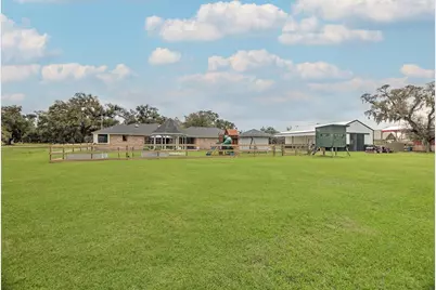 608 Lone Star Trail, Angleton, TX 77515 - Photo 37