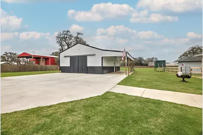 608 Lone Star Trail, Angleton, TX 77515 - Photo 33