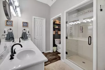 608 Lone Star Trail, Angleton, TX 77515 - Photo 15