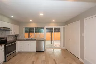 7206 La Granada Dr, Houston, TX 77083 - Photo 13