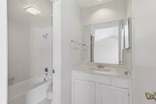 2120 Wilcrest Dr, Houston, TX 77042 - Photo 15