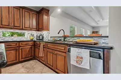 2424 Rue De Lafitte Drive, San Leon, TX 77539 - Photo 23