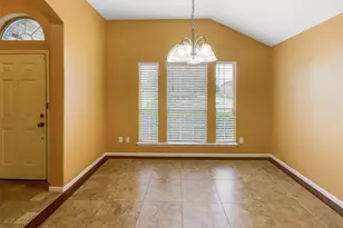 9303 Daisy Cove Ln, Houston, TX 77064 - Photo 9