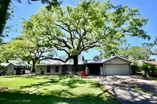 986 County Rd 297, Bay City, TX 77414 - Photo 3