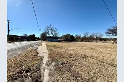 221 Williams Street, Marlin, TX 76661 - Photo 15