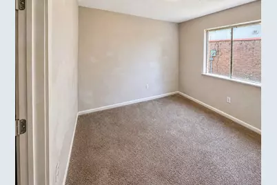 8607 Sherrywood Drive, Houston, TX 77044 - Photo 37