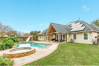 900 N Belle St, Angleton, TX 77515 - Photo 9