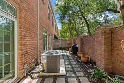 6734 Vanderbilt Street #8, Houston, TX 77005 - Photo 31