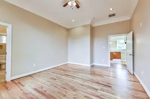 8309 Williamsdell St, Houston, TX 77088 - Photo 13