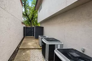 3479 Wellsprings Dr, San Antonio, TX 78230 - Photo 27