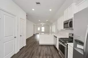 15819 Kinlough Dr, Humble, TX 77396 - Photo 5