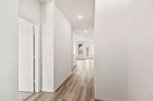 4933 Caspian Wave Dr, League City, TX 77573 - Photo 5