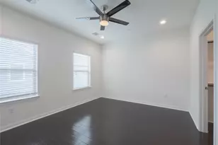1113 Bunton St, Houston, TX 77009 - Photo 3