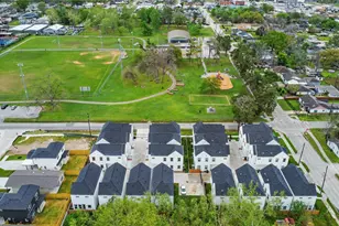 9902 Clark Rd, Houston, TX 77076 - Photo 37