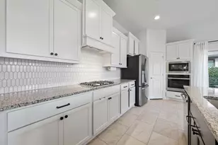 2119 Blackhawk Ridge Ln, Manvel, TX 77578 - Photo 13