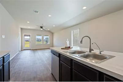 16764 Lonely Pines Drive, Conroe, TX 77302 - Photo 9