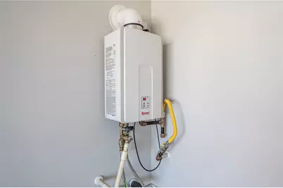 16764 Lonely Pines Drive, Conroe, TX 77302 - Photo 37